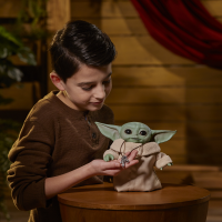 Hasbro Star Wars The Child Animatronic Edition