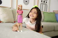 Mattel Barbie Fashionistas Puppe im Hahnentritt-Top/ Rock