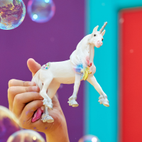 Schleich bayala Regenbogeneinhorn Hengst
