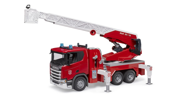 Bruder - Scania Super 560R Feuerwehr mit Drehleiter, Wasserpumpe, L+S Modul