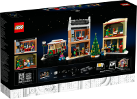 LEGO&reg; Icons - Weihnachtlich geschm&uuml;ckte Hauptstra&szlig;e