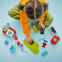 LEGO&reg; DUPLO&reg; Mickys Clubhaus und Auto