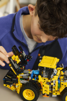 LEGO® Technic - Volvo L120 Electric Radlader