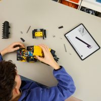 LEGO Technic -Volvo L120 Electric Wheel Loader