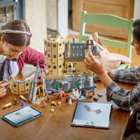 LEGO Harry Potter Tm -Hogwarts? Castle: The Main Tower