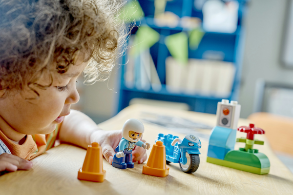 LEGO® DUPLO® - Blaues Polizeimotorrad