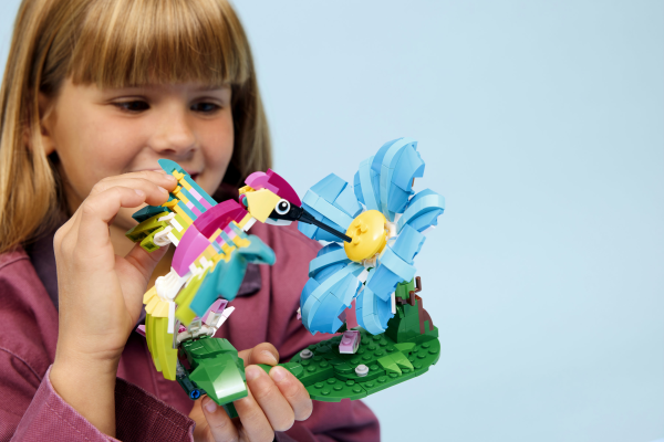 LEGO® Creator - Wilde Tiere: Bunter Kolibri