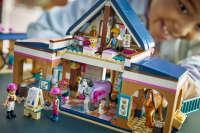 LEGO® Friends - Pferdestall und Reitschule