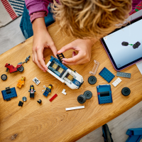 LEGO® City Polizei - Gefangenentransporter