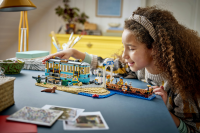 LEGO® City Eisenbahn - Klassische Strandstraßenbahn