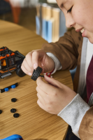 LEGO® Speed Champions - Jaguar Project 7 & Land Rover Defender