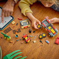LEGO® Jurassic World™ - Transporter für den Jungen T.Rex