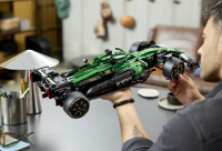 LEGO® Technic - Aston Martin Aramco AMR25 F1® Auto